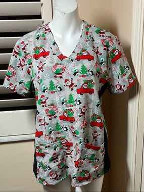 Holiday Santa Print Short Sleeve Scrub Top - Gray/Red/Green. Large